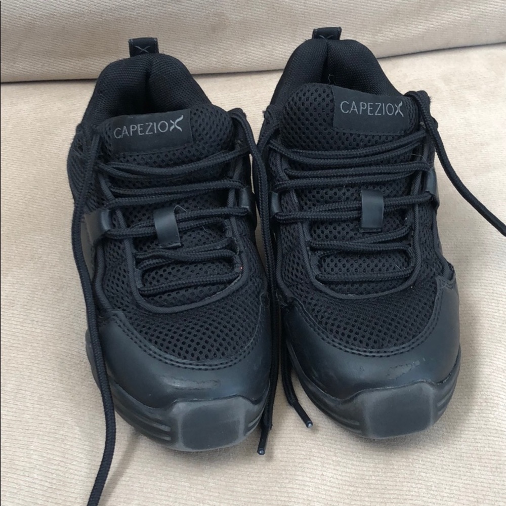 Capezio Dance Sneakers - Youth 3.5